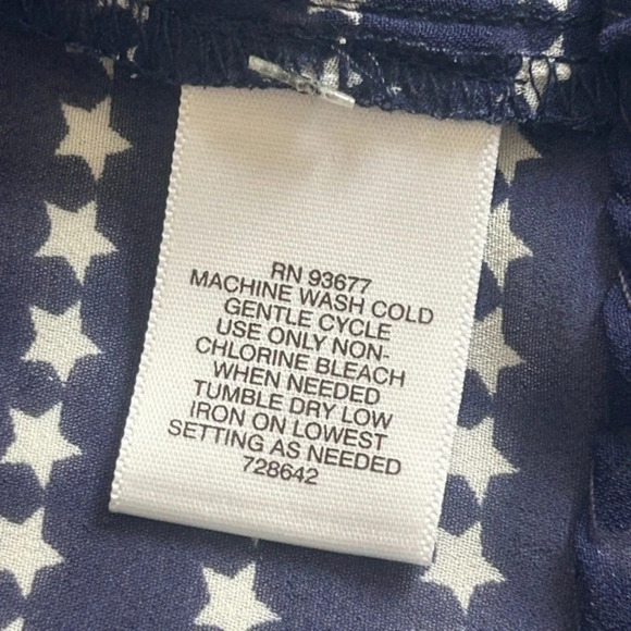 Liz Claiborne Blue White Star Print Sheer Sleeveless Tank Top Women's Size Small - Picture 11 of 11